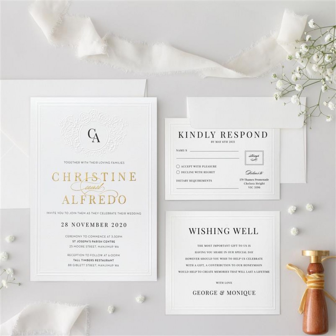 Embossed Border & Crest with Foiled Names - Wedding Invitations - EM-GG-09-8135 - 189424